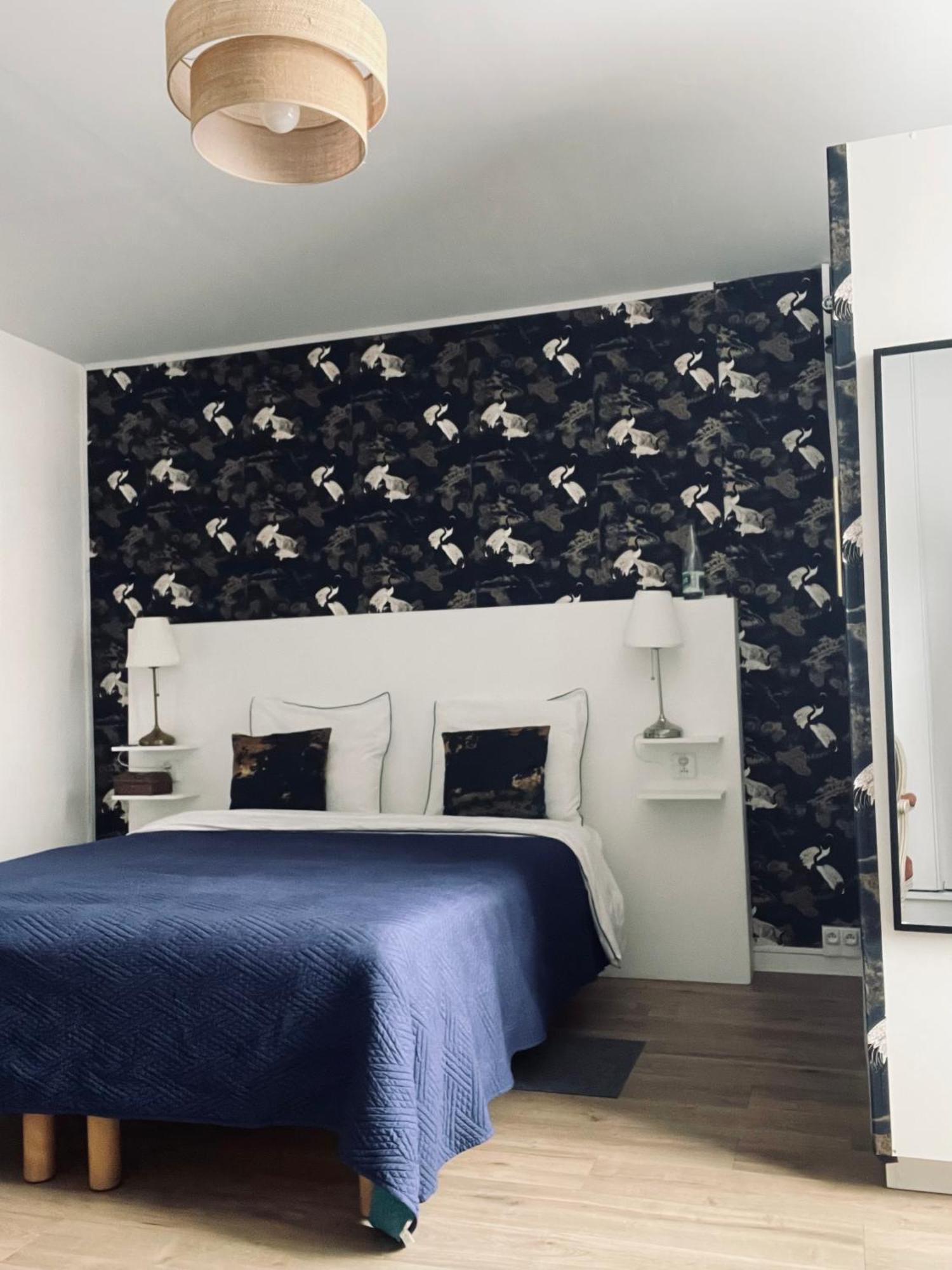 Time Capsule Hotel Arras Bagian luar foto